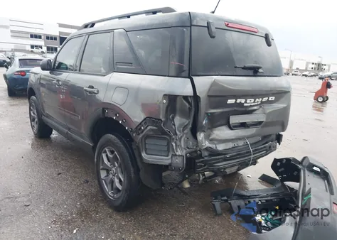 2023 Ford Bronco Sport Badlands z USA, uszkodzony, nr VIN 3FMCR9D91PRE04141